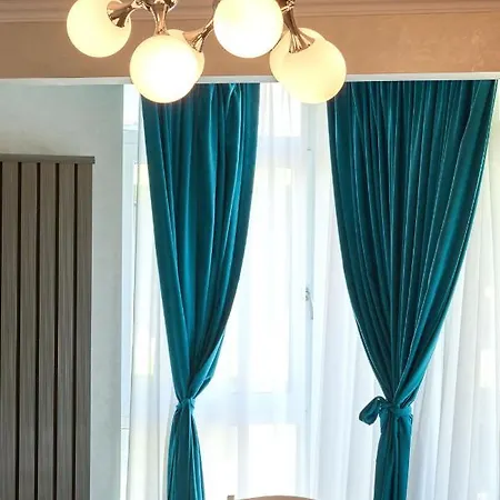 Moonlight - N Pools Apartment